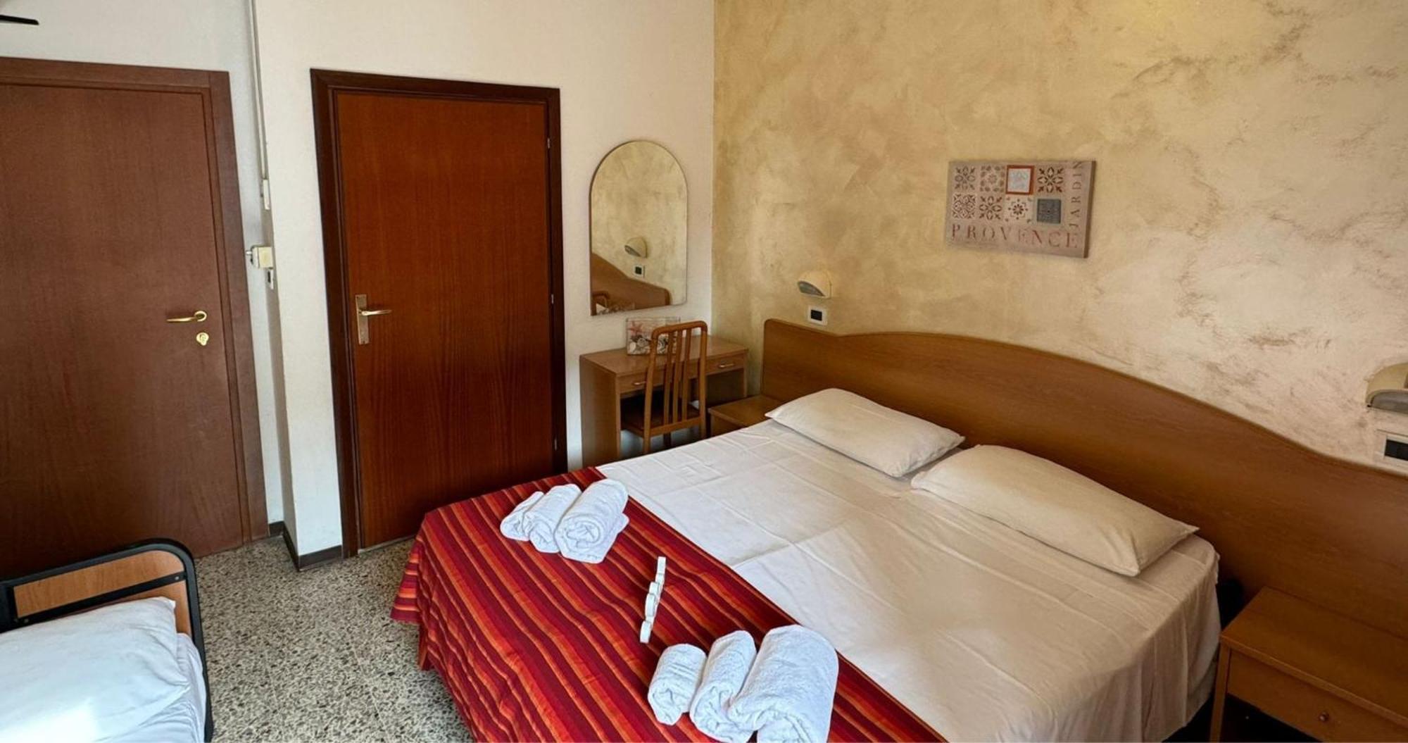 Hotel Caruso Rimini Extérieur photo