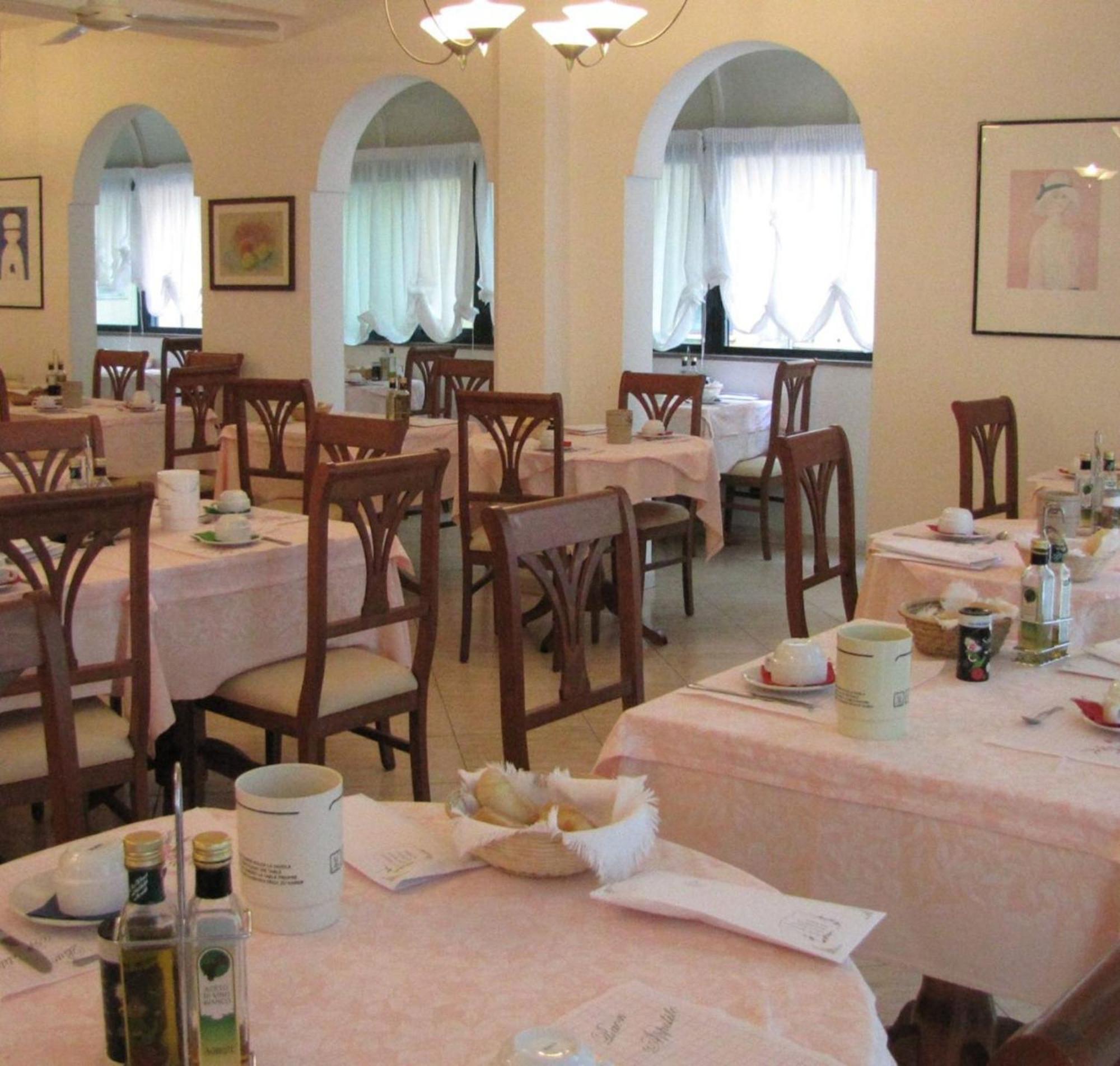 Hotel Caruso Rimini Extérieur photo
