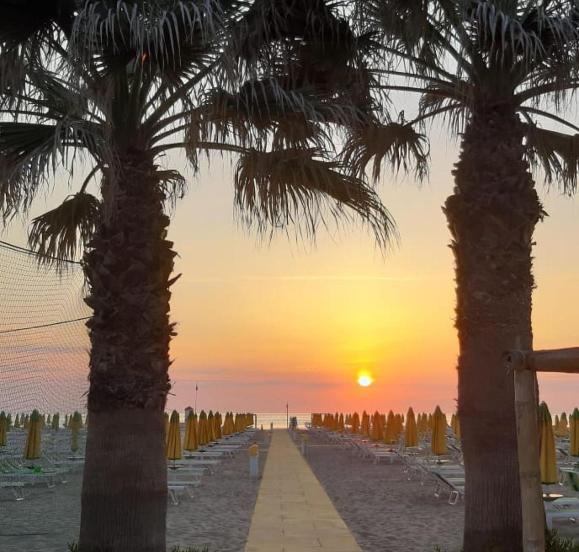 Hotel Caruso Rimini Extérieur photo