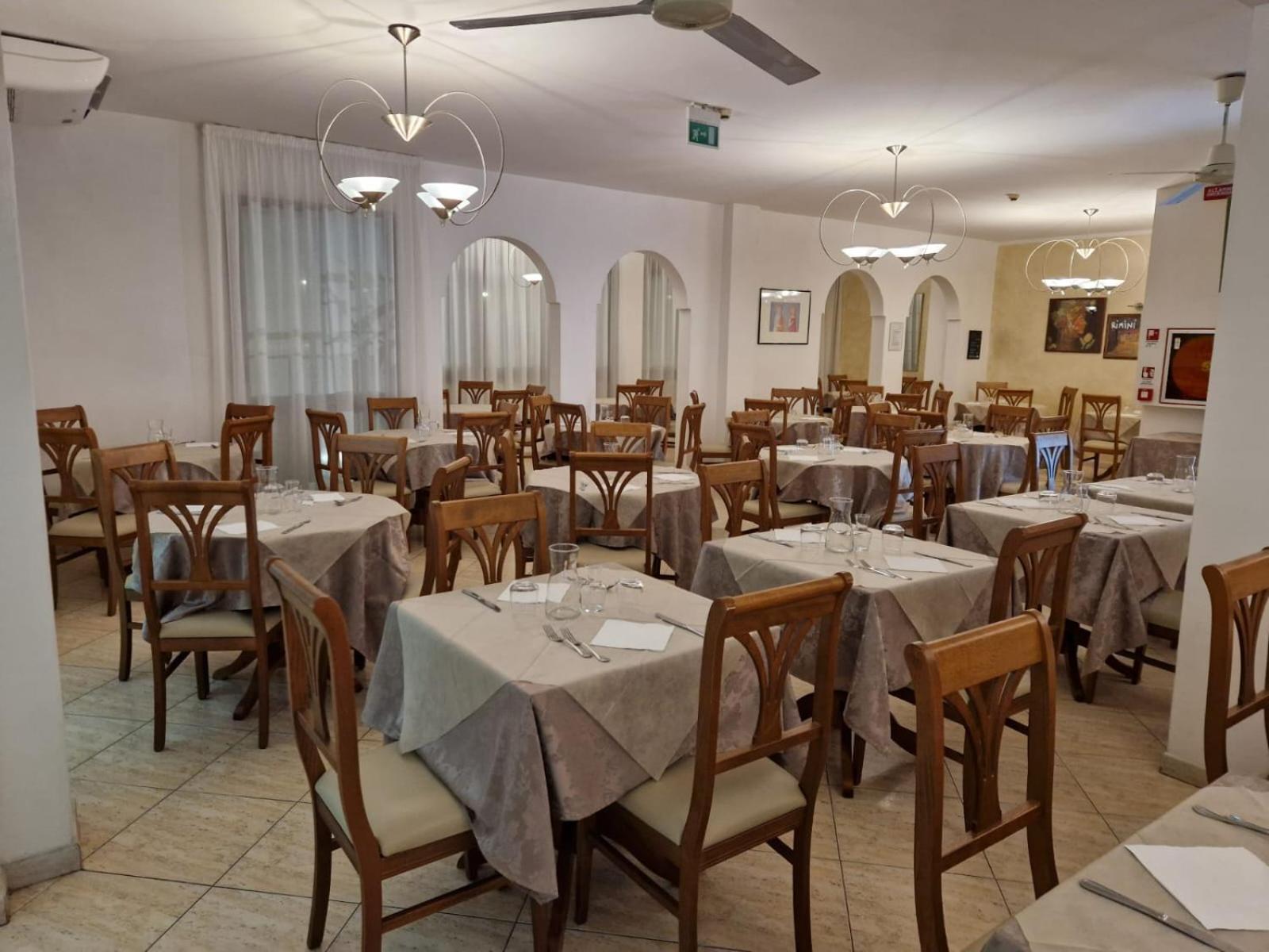 Hotel Caruso Rimini Extérieur photo
