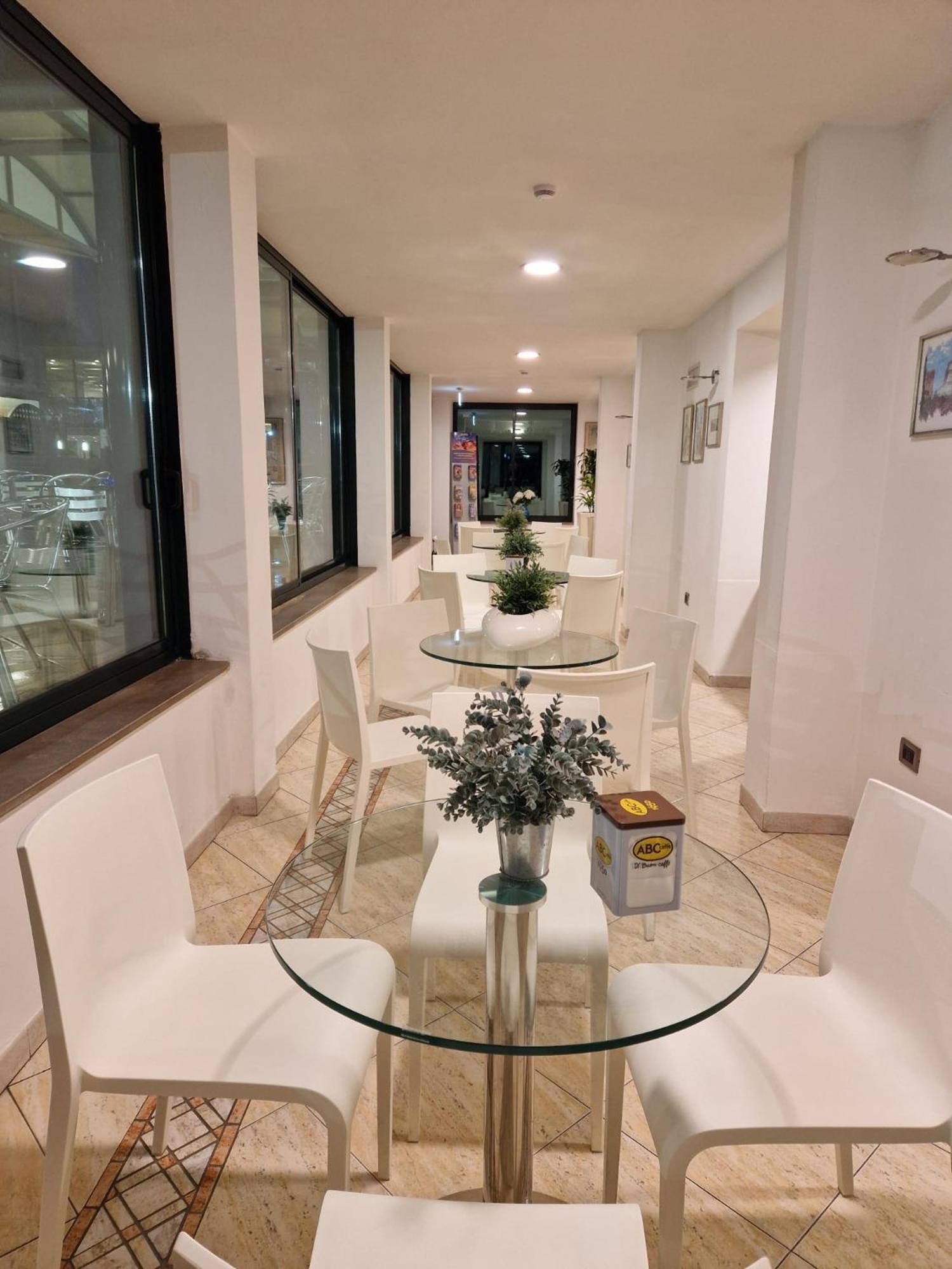 Hotel Caruso Rimini Extérieur photo
